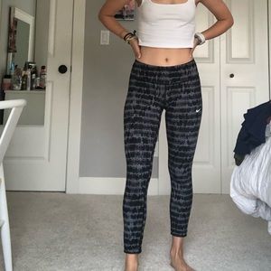 Nike leggings